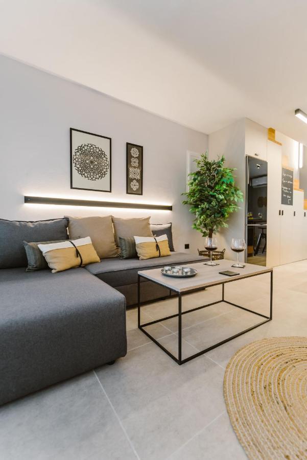 Manolis Loft Apartment, Rhodes Town Rhodes City المظهر الخارجي الصورة